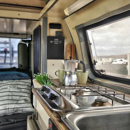 Furgoneta Camper Volkswagen Bluesky テギセ